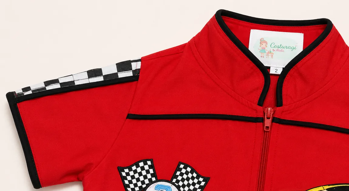 Recorte de ombro com viés preto